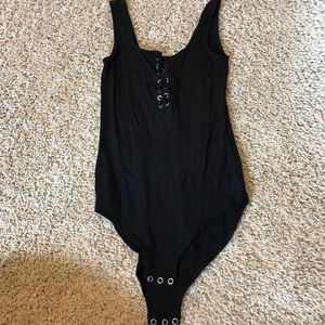 🔴3 for $15 American Eagle body suit. Size medium.
